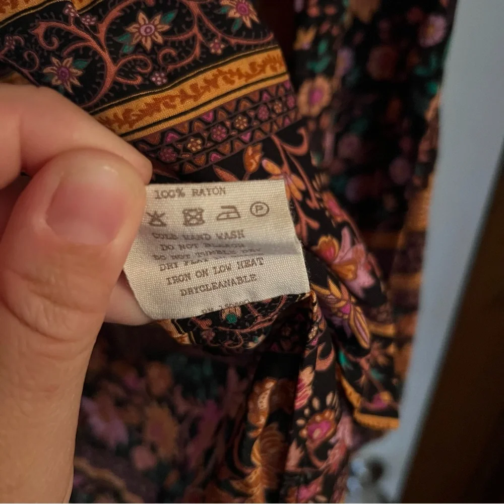 Spell Folktown Blouse - Picture 12 of 14